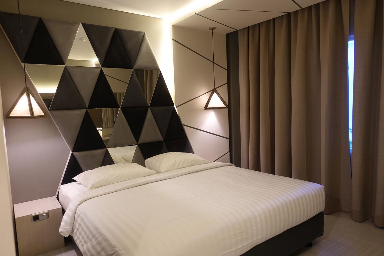 M Hotel Kupang Kupang (East Nusa Tenggara) Exterior foto